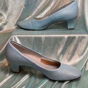 Vintage 70’s baby blue vinyl stacked heel. Soft!  3. Size 7